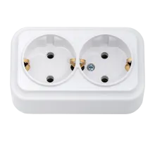 Розетка РА16-0142 штепсельная двухместная для открытой установки с заземляющим контактом